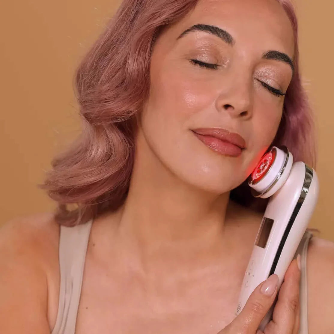 Urbanskinn® Lumo⁺: Premium Anti-Aging & Skin Tightening Handset